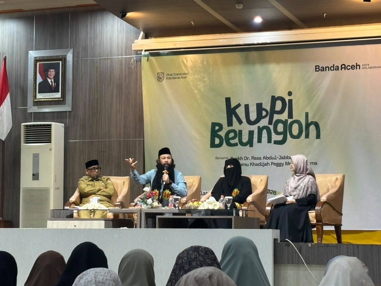 Pemko Banda Aceh Hadirkan Syeikh Reza dan Ustazah Peggy di Kupi Beungoh, Bahas Ketahanan Keluarga ASN