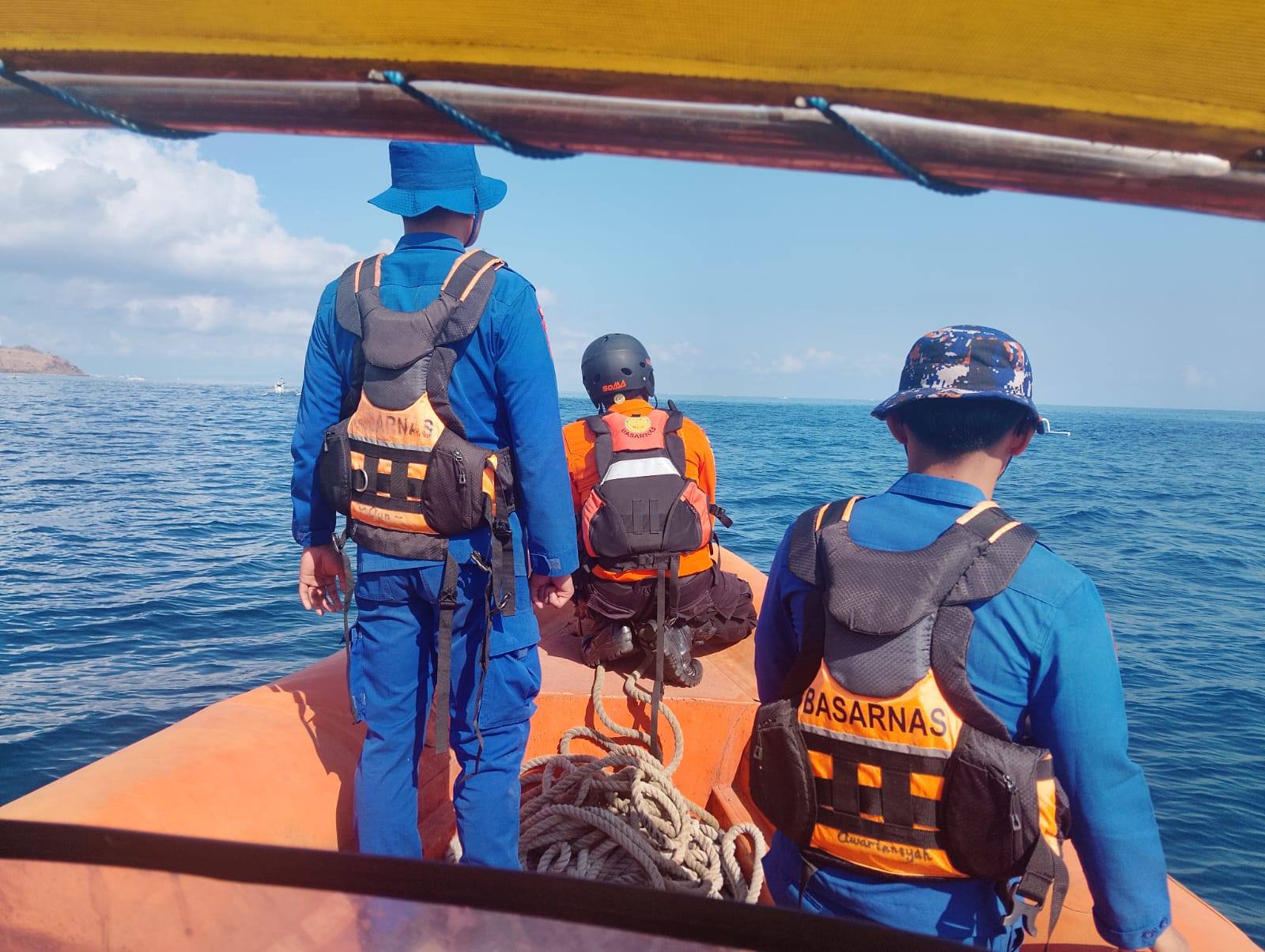 Empat Korban Kapal Terbakar KMP Putri Yasmin Masih Dicari, Tim SAR Perluas Pencarian hingga Perairan Nusa Penida