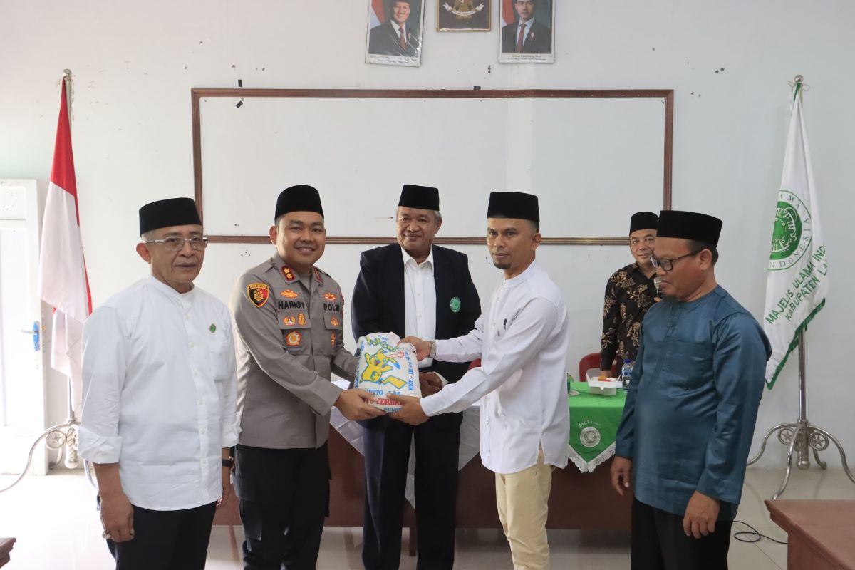 Kapolres Langkat Silaturahmi ke MUI, Perkuat Sinergi Jaga Kamtibmas dan Cegah Narkoba di Kalangan Generasi Muda