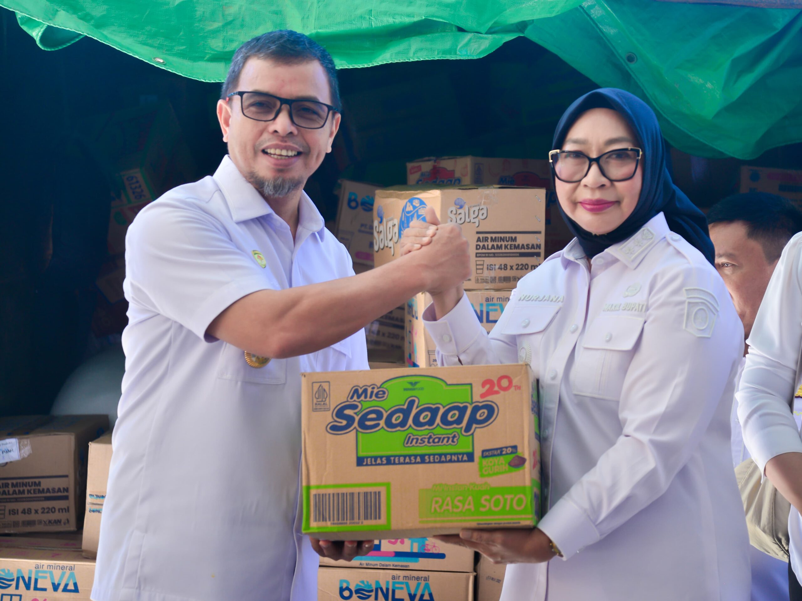 Bantuan Banjir dari Bupati Bolmut Diserahkan Langsung ke Gorontalo Utara, Warga Biau Mulai Bangkit Pascagempa