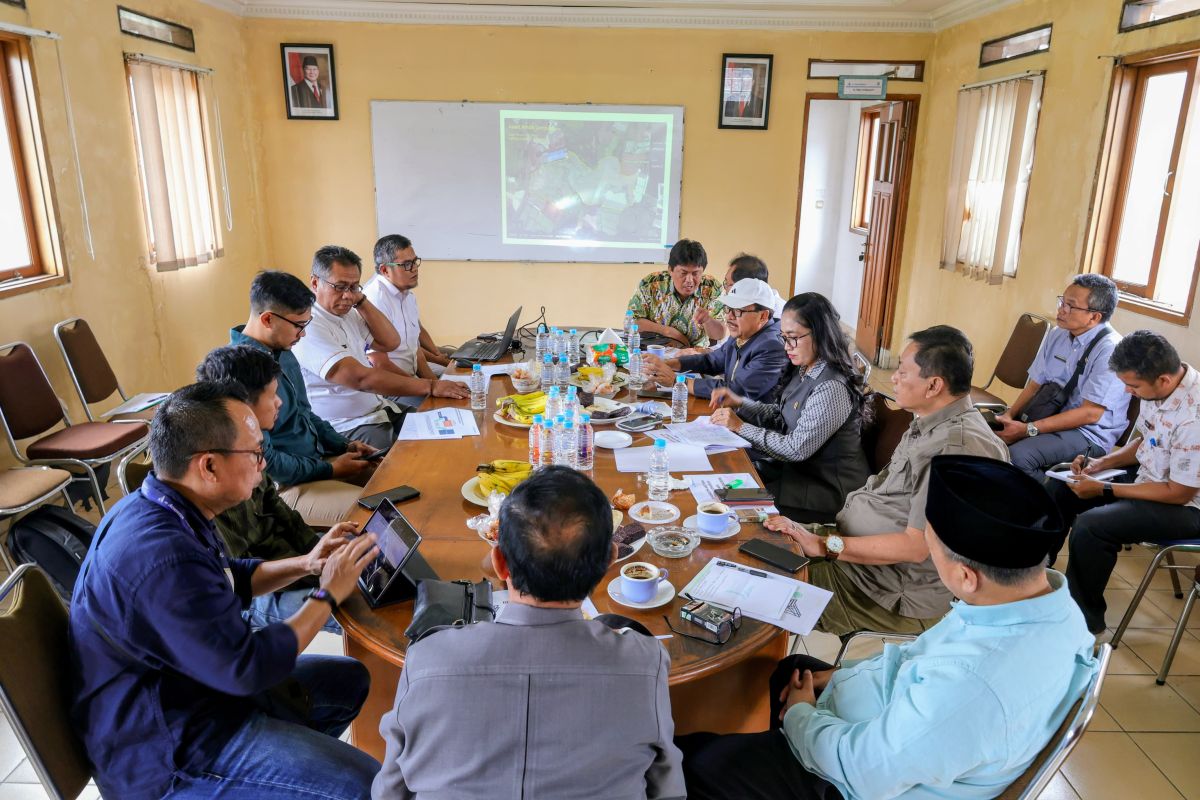 DPRD Jabar Beri Tenggat Sebulan ke Biro BUMD Urus Legalitas 20 Bidang Tanah Agronesia di Lembang