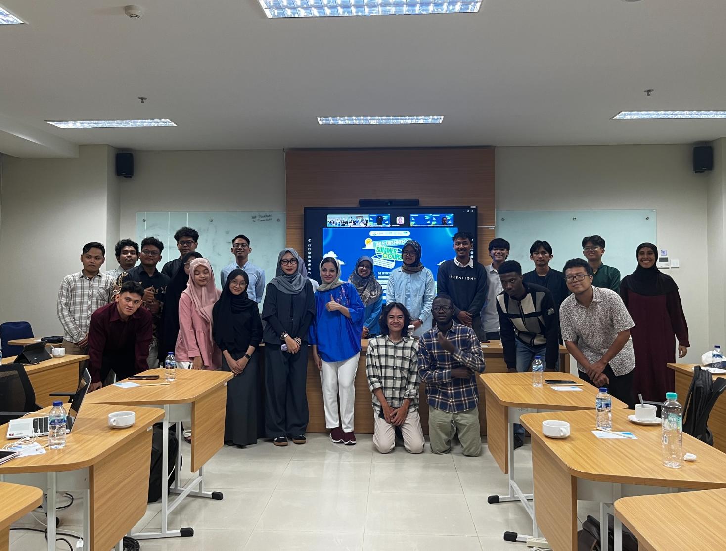 230 Mahasiswa dari 25 Negara Ikuti UNS Fintech Summer Course 2026, Bahas AI hingga Blockchain untuk Keuangan Berkelanjutan