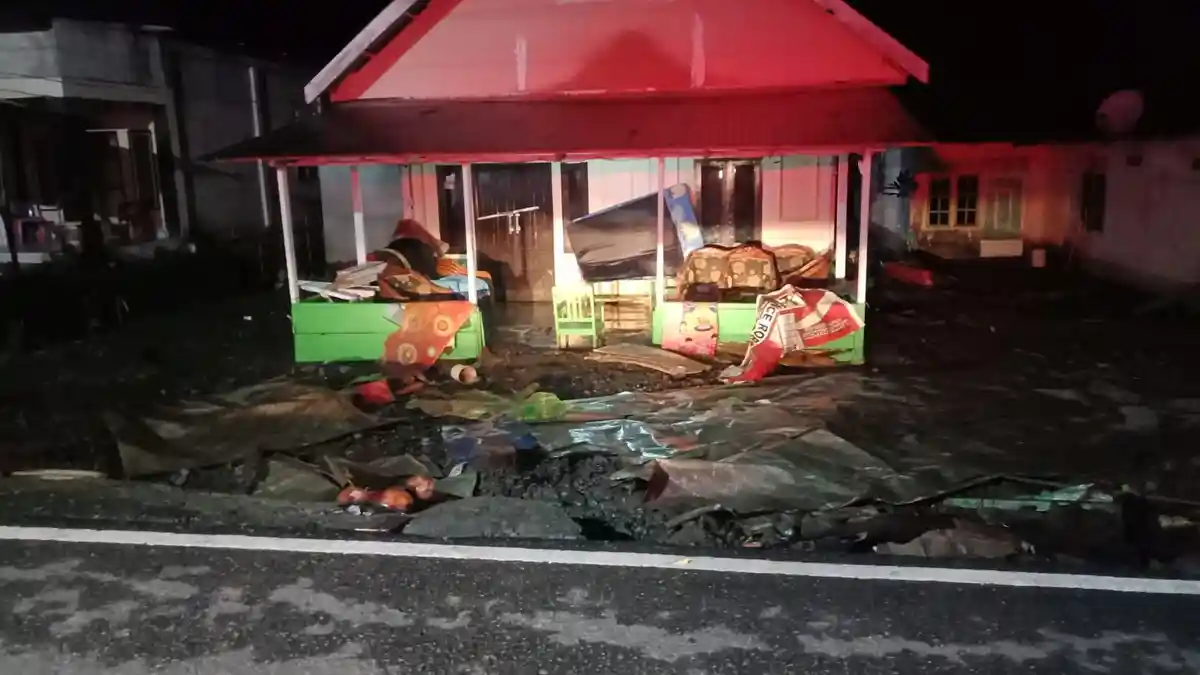529 Rumah di Gorontalo Utara Terendam Banjir Setinggi 2,5 Meter, Bupati Menginap di Lokasi Saat Malam Takbiran
