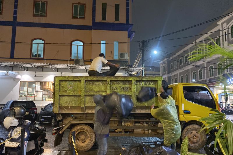 Produksi Sampah Batam Capai 1.300 Ton per Hari, Pemkot Kaji Swastanisasi Pengangkutan Bertahap hingga 2031