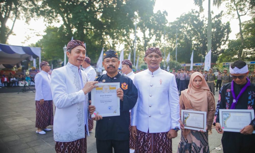Peringati HJB ke-544, Pemkot Bogor Beri Penghargaan untuk 350 Lansia hingga Forkopimda