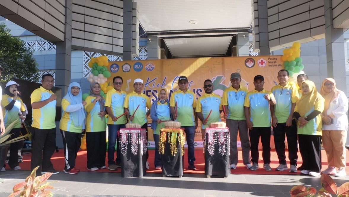 Rektor Unkhair Soroti Lemahnya Rasa Memiliki Sivitas Akademika saat Kick Off Dies Natalis ke-62 di Ternate