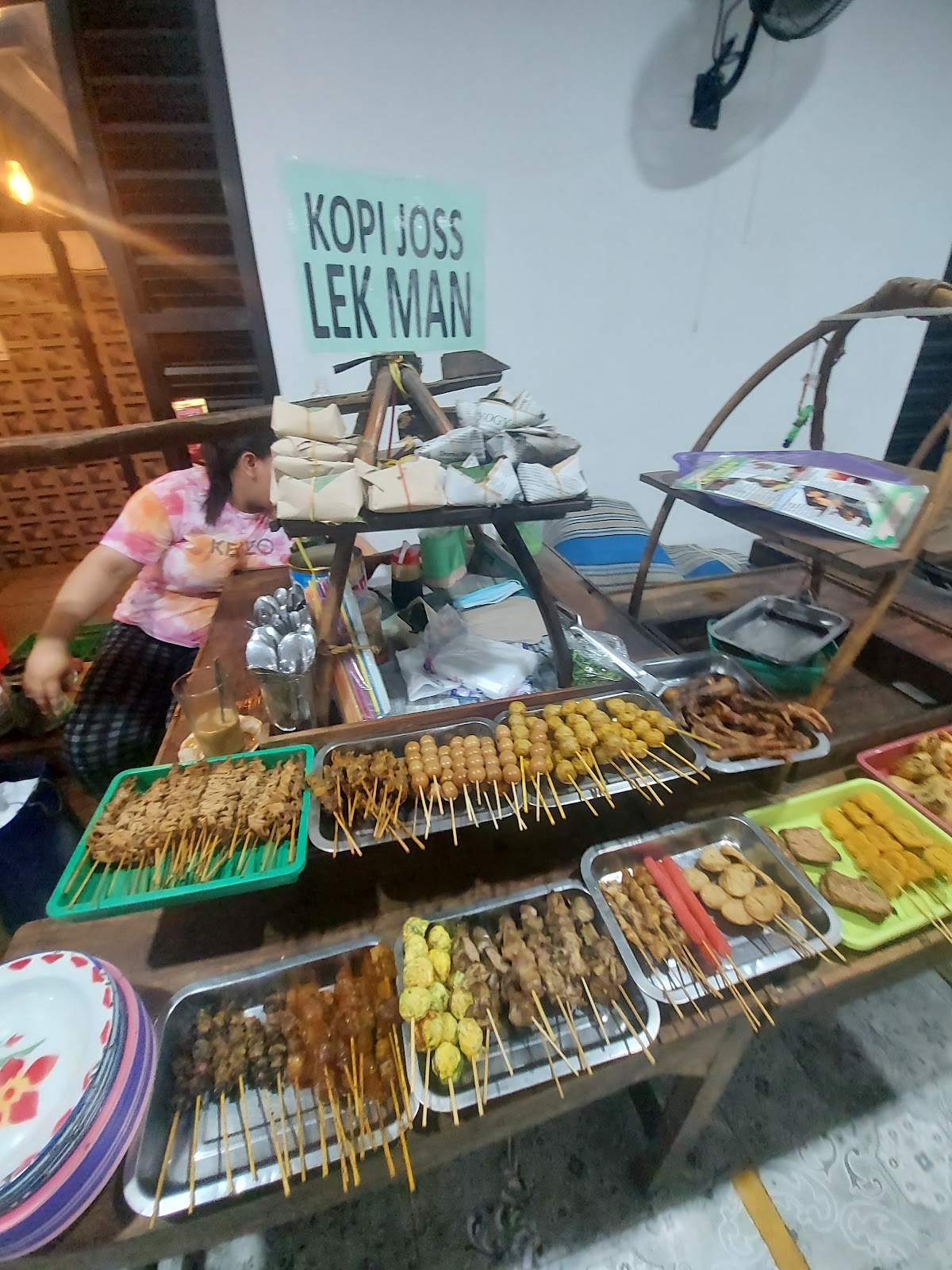 10 Angkringan Jogja Paling Ngangeni di 2026, dari Legenda hingga Hidden Gem