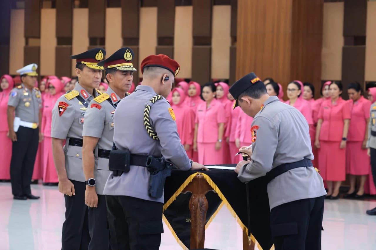 4 Perwira Tinggi Polri Naik Pangkat Jadi Komjen, Helmy Santika Mantan Kapolda Lampung Salah Satunya