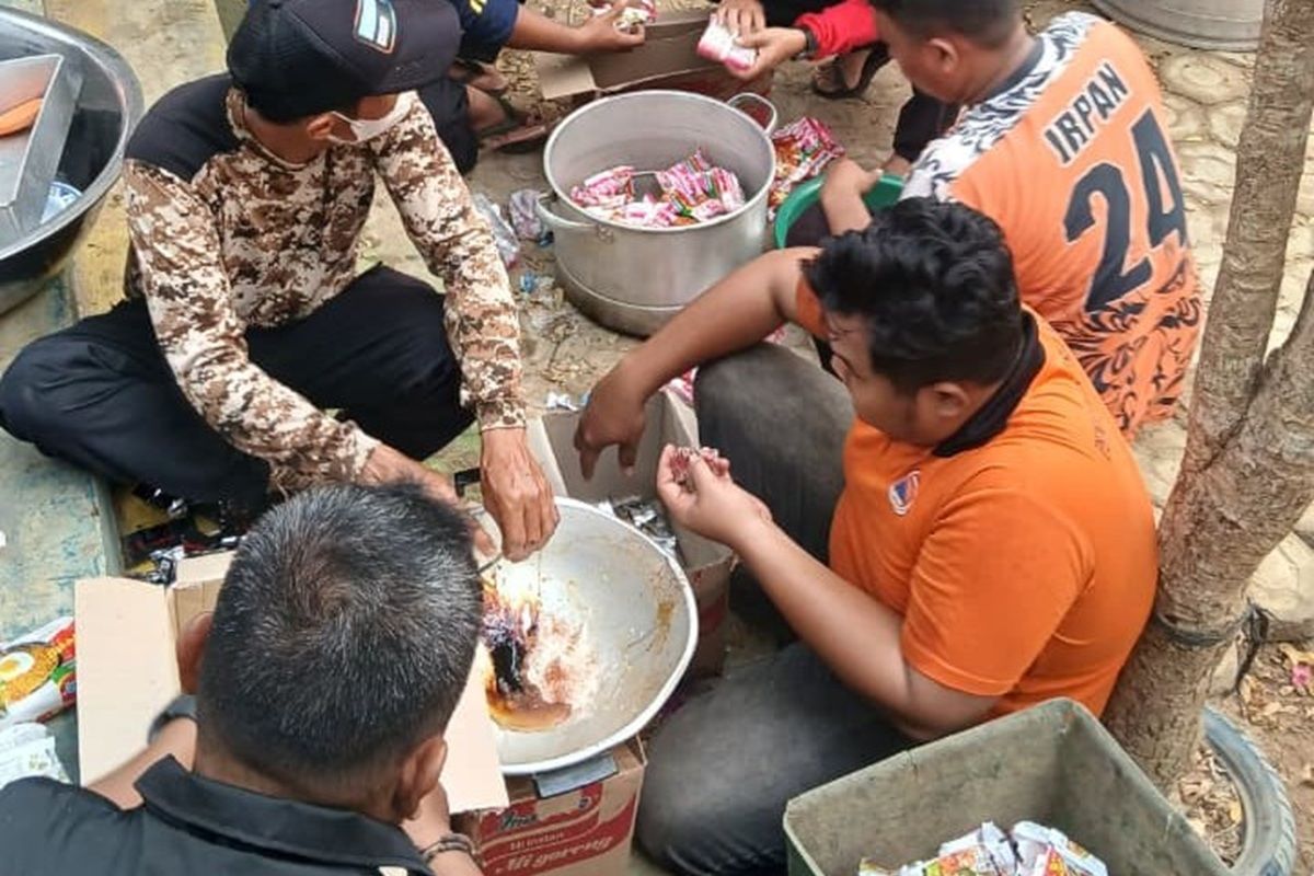 Pemprov Babel Dirikan Dapur Umum dan Tenda Pengungsian untuk 2.000 Korban Kebakaran di Bangka Selatan