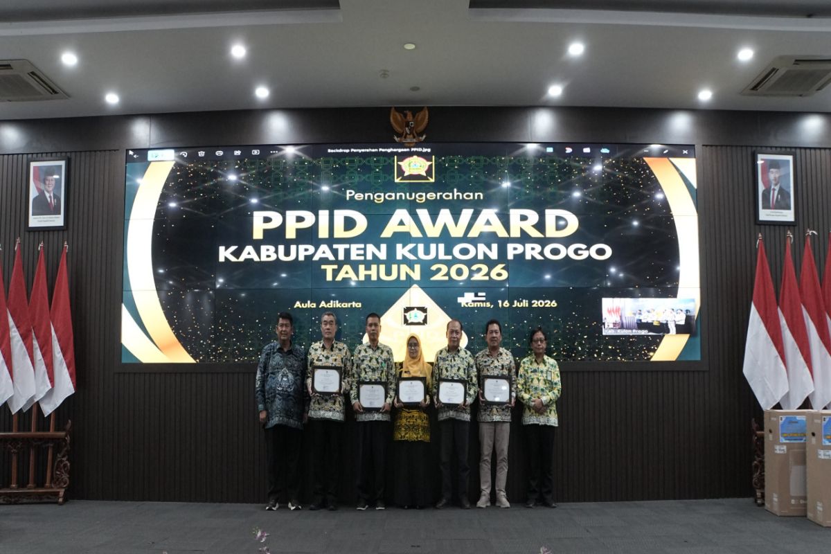Kulon Progo Beri Penghargaan Keterbukaan Informasi ke 15 Perangkat Daerah, Kapanewon, dan Kalurahan