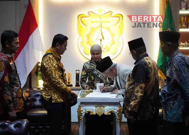 Kendal Hibahkan Rp20 Miliar untuk Lanjut Bangun RSNU