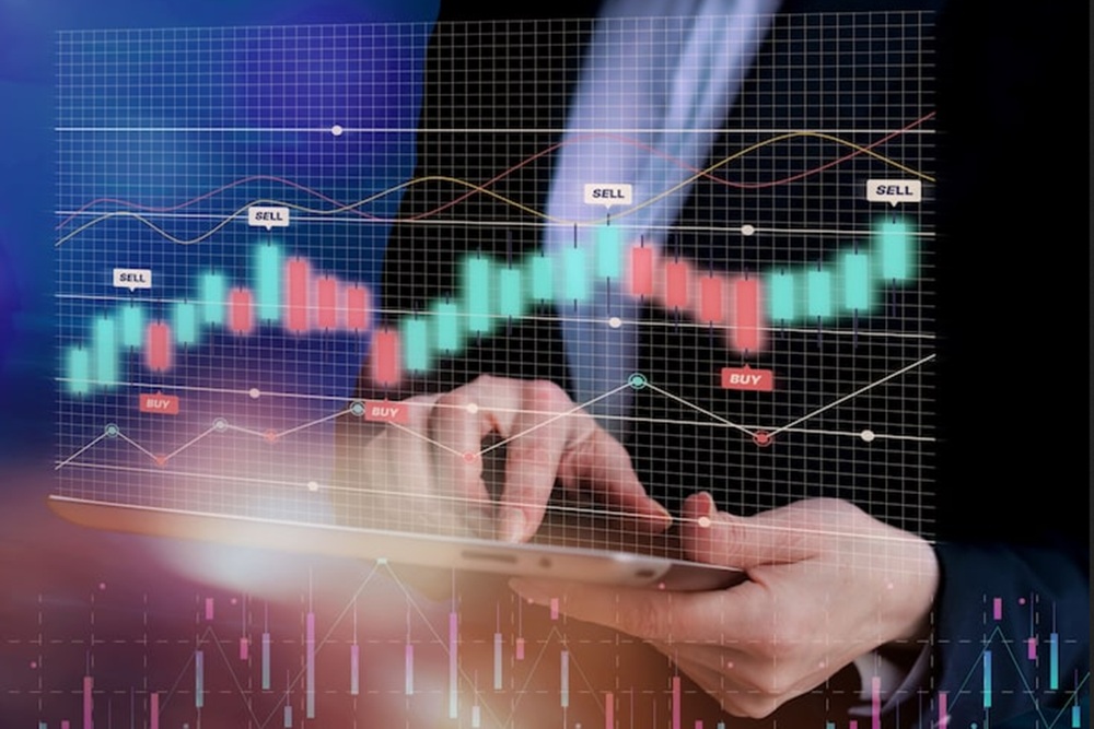 IHSG Menguat 2,31% ke 5.879, Investor Sambut Kenaikan BI Rate dan Buyback BUMN