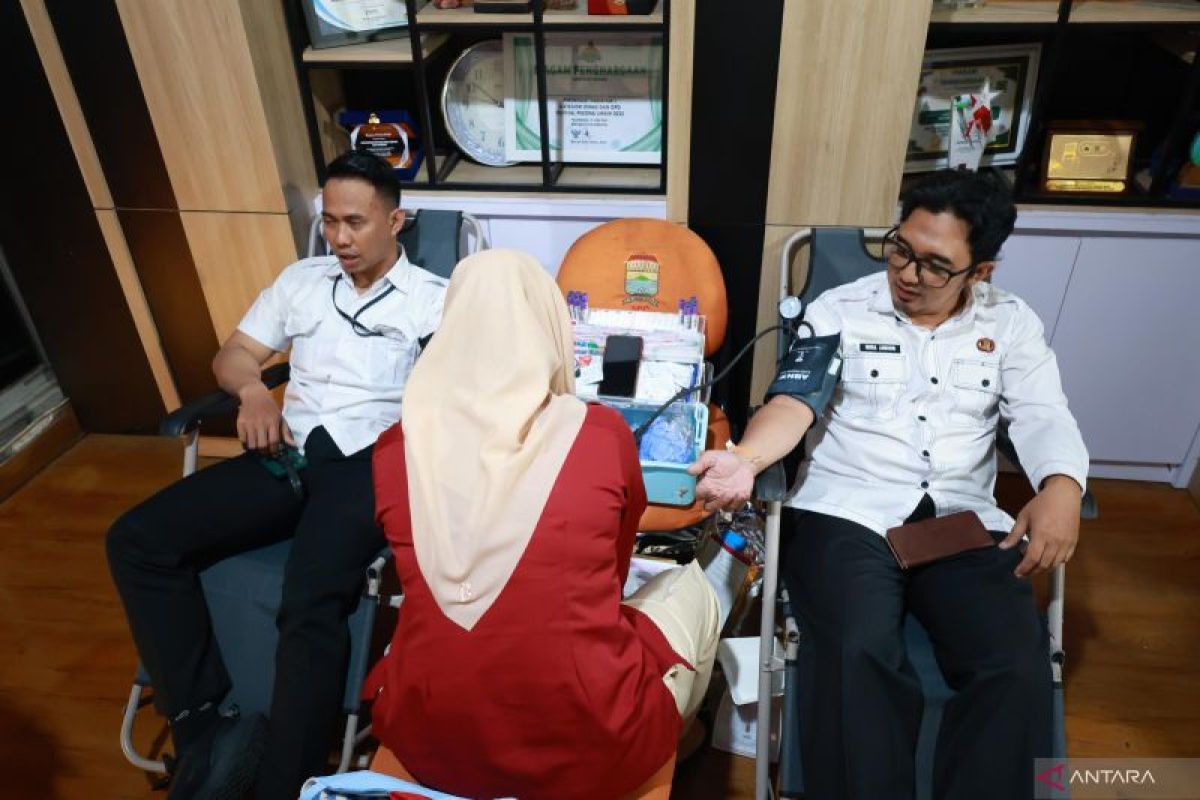 PMI Palembang dan Dinas Koperasi Gelar Donor Darah Massal, Target Kurangi Defisit 2.000 Kantong per Bulan