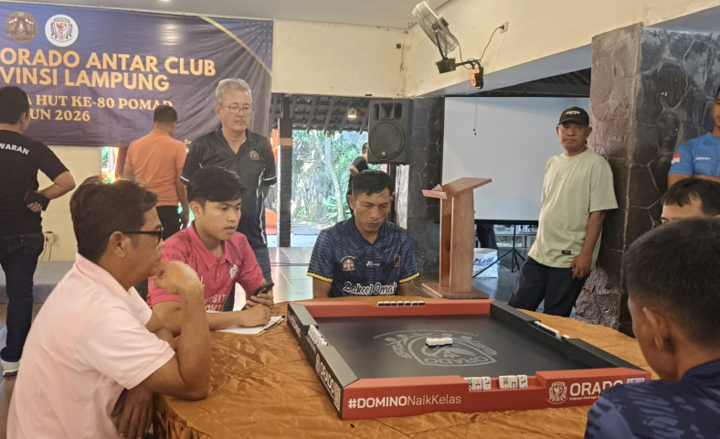 17 Mahasiswa Pendidikan Olahraga Universitas Teknokrat Indonesia Jadi Wasit Kejuaraan Domino HUT POM AD ke-80 di Lampung