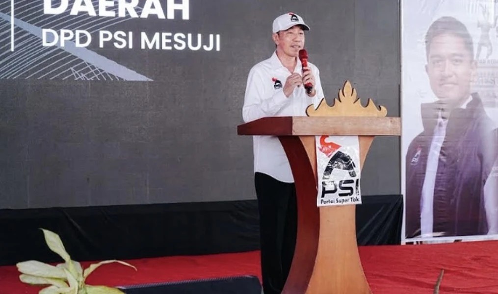 Jokowi Resmikan Safari Politik di Lampung Bersama PSI, Targetkan Kursi DPR RI pada Pemilu 2029