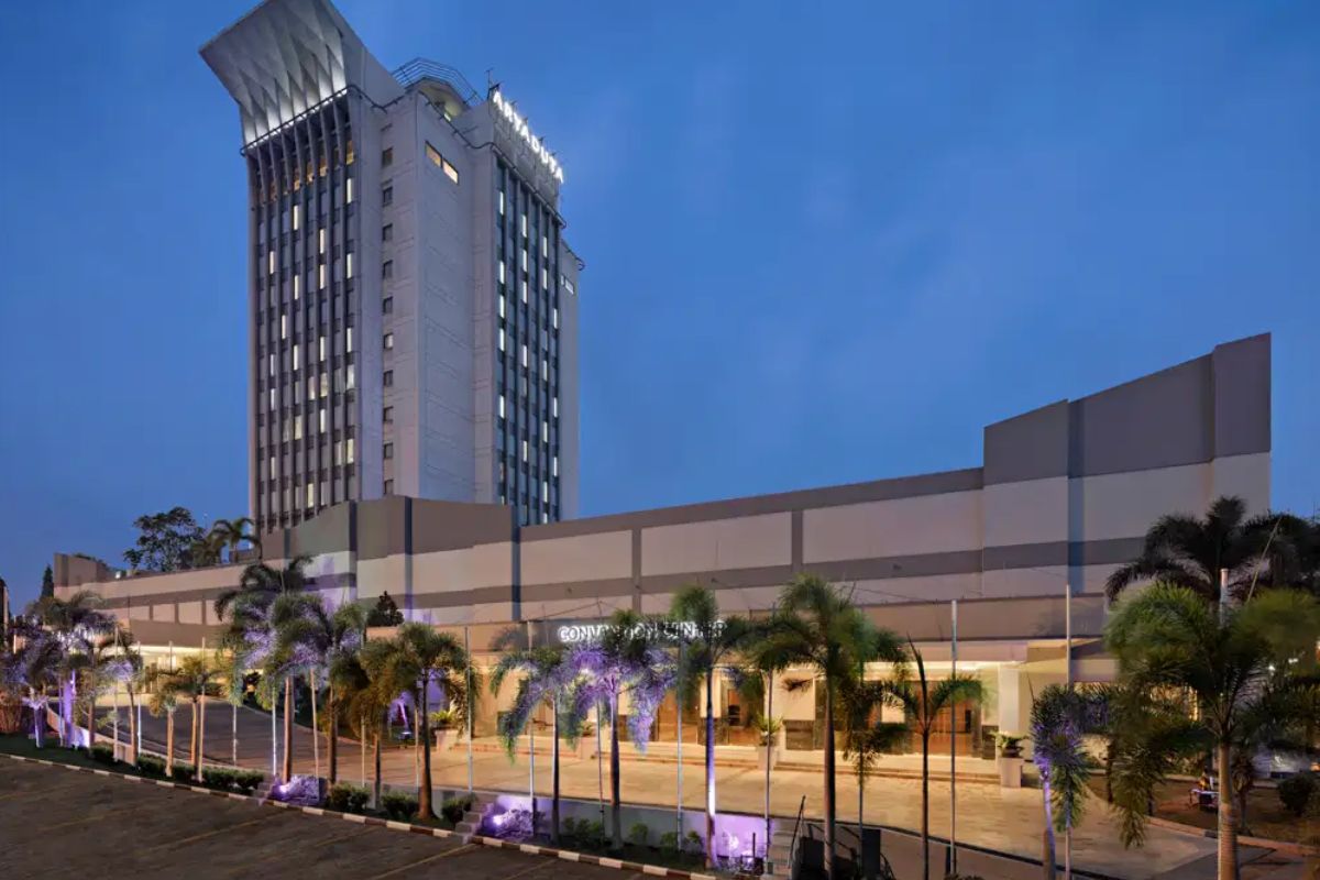 Rekomendasi Hotel Dekat Bandara SMB II Palembang untuk Transit dan Bisnis