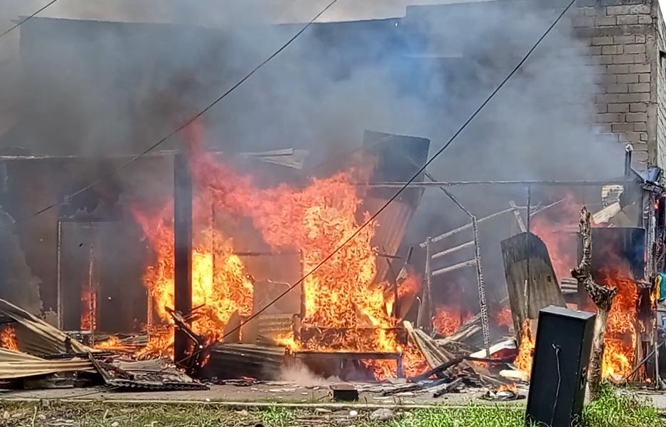 Kebakaran di Kota Gorontalo Hanguskan Satu Rumah dan 11 Kamar Kos, Kerugian Capai Ratusan Juta Rupiah