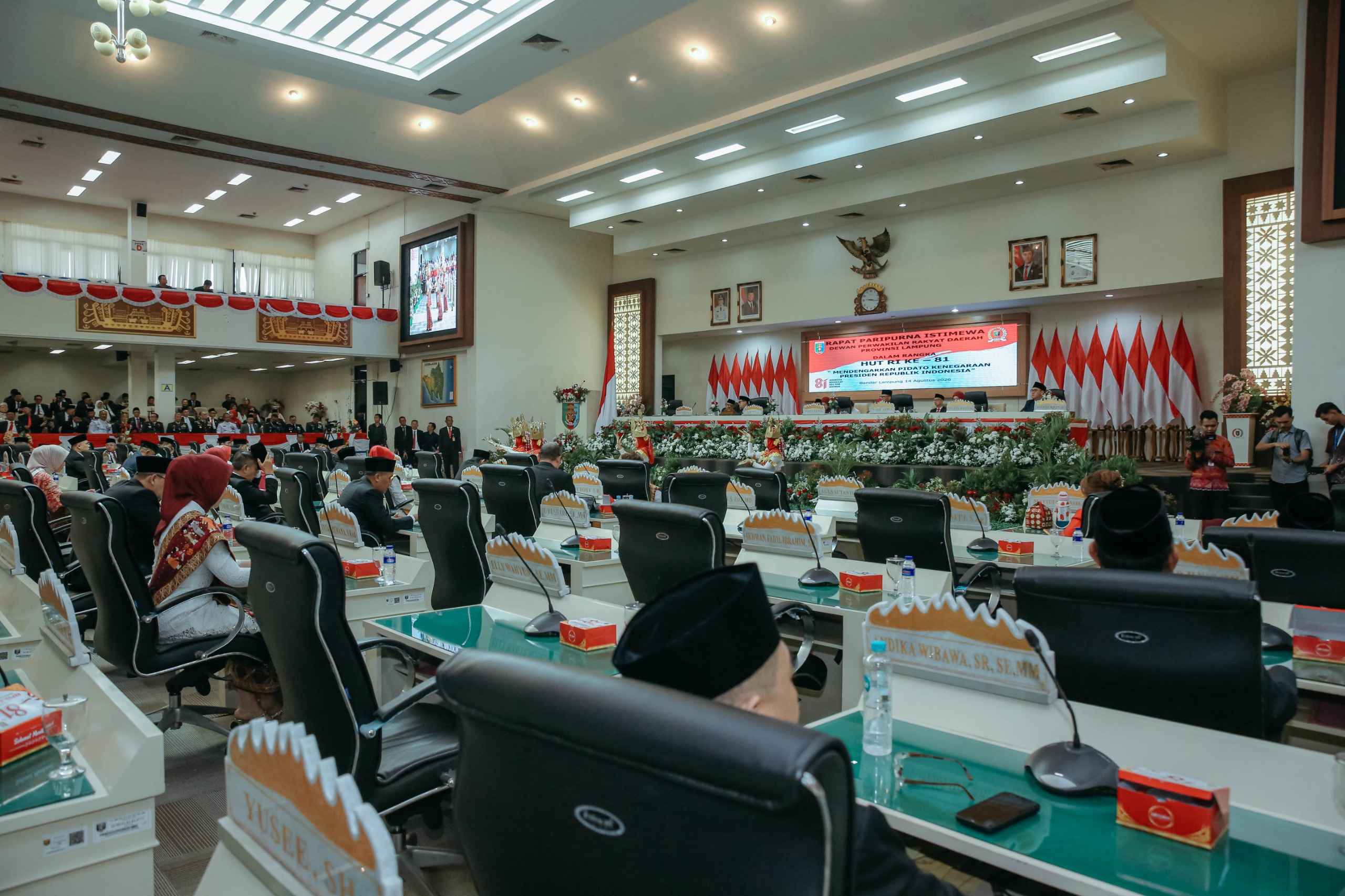 Gubernur Lampung Mirza Hadiri Paripurna Istimewa DPRD, Ikuti Pidato Kenegaraan Prabowo di HUT ke-81 RI