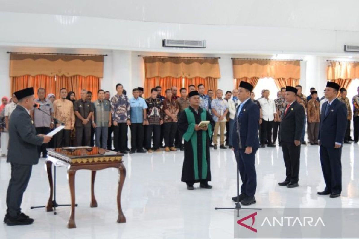 Bupati Padang Lawas Lantik Sekda dan Tiga Kepala OPD, Implementasi Sistem Manajemen Talenta ASN Jadi Sorotan