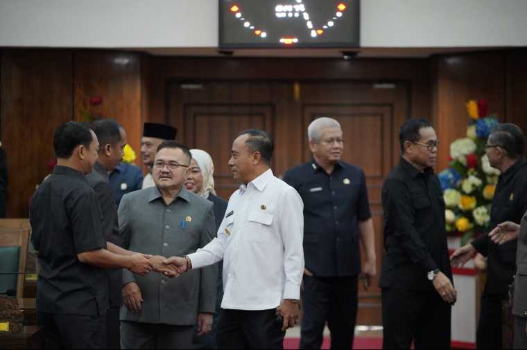 Pemprov Kalbar Tampung 8
