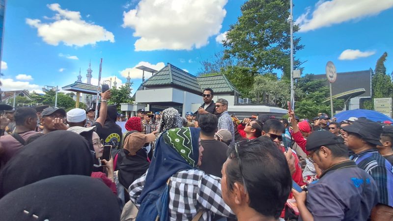 Ratusan Warga Kaltim Desak Rudy Mas’ud Lengser, Ancang-Ancang Lapor ke KPK dan Kejagung