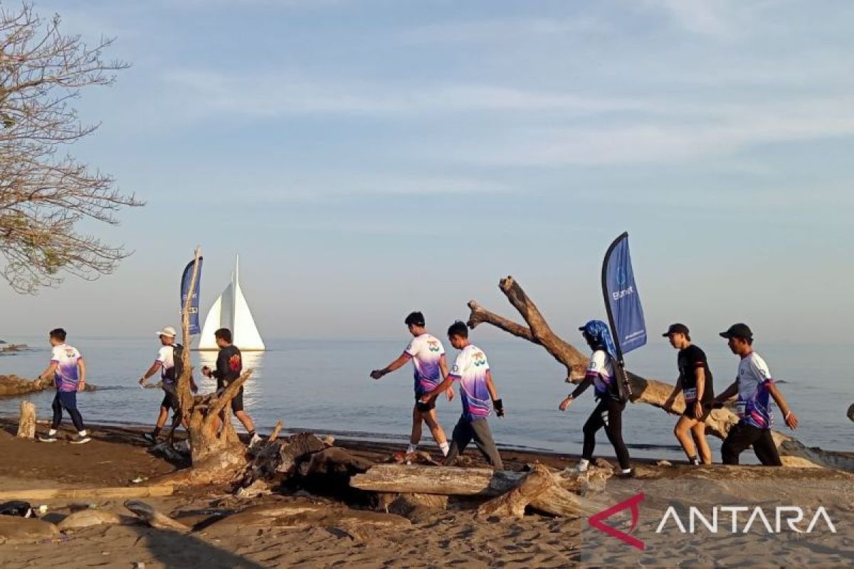 Poltekpar Makassar Gelar Edu Run Tourism, 1.500 Peserta Susuri Rute Pantai Layar Putih dan Pantai Biru