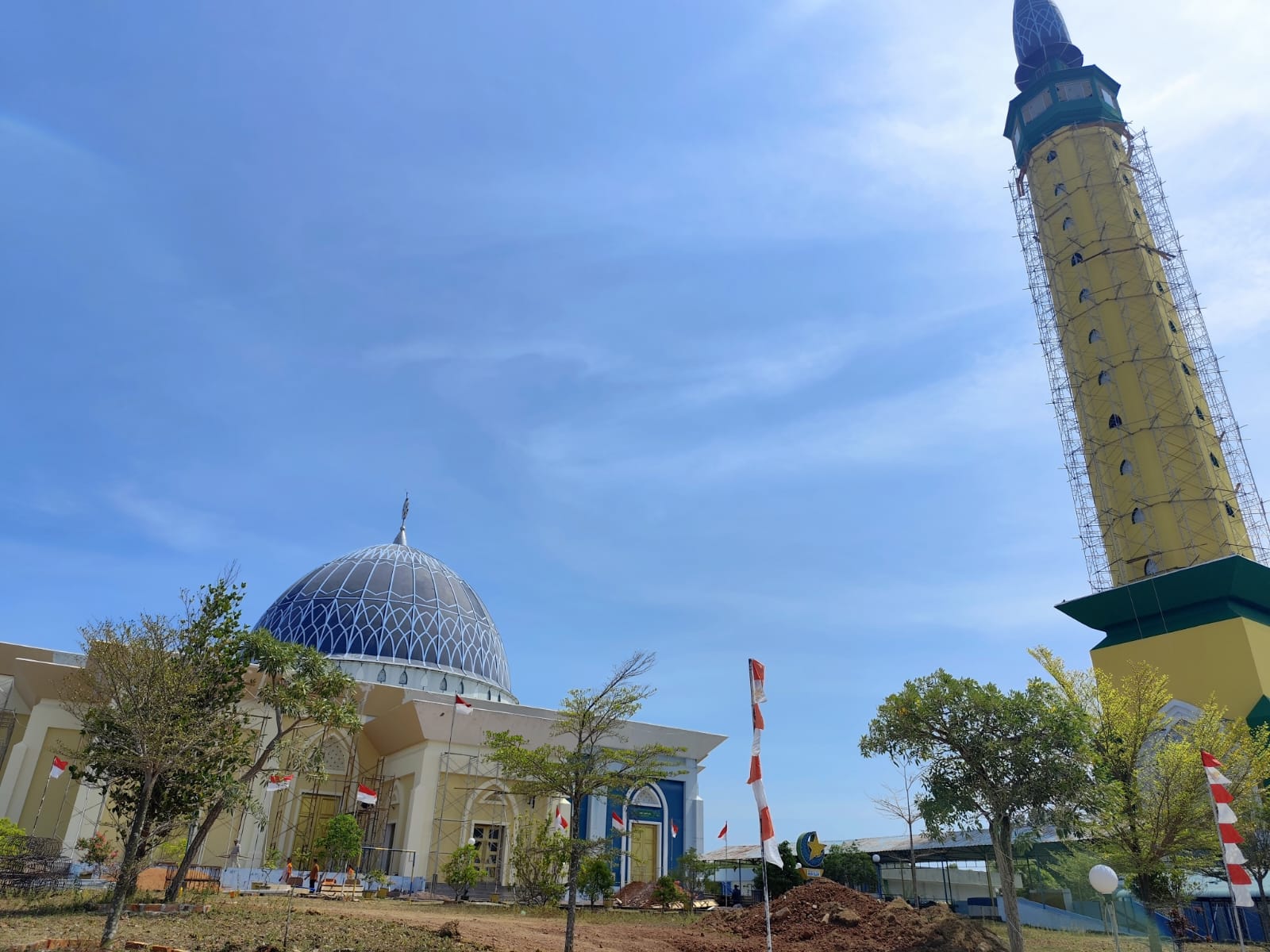 Masjid Raya Dompak Tanjungpinang Direnovasi dengan Anggaran Rp15,9 Miliar, Warna Berubah Jadi Kuning-Hijau Khas Melayu