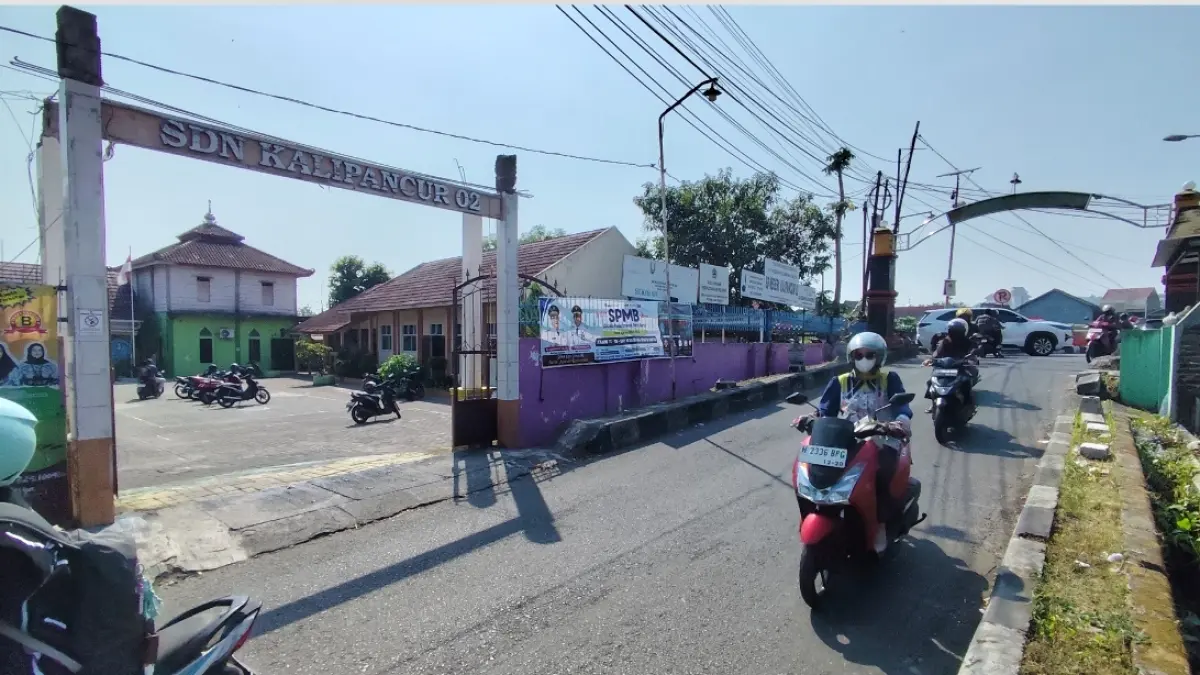 Suami Tusuk Istri di SD Kalipancur Semarang Saat Pembagian Rapor, Korban Sempat Berlari ke Ruang Guru Minta Tolong