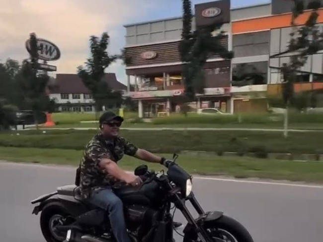 Ketua DPRD Kepri Iman Sutiawan Kena Teguran Tertulis Majelis Kehormatan Gerindra Usai Viral Moge Tanpa Helm