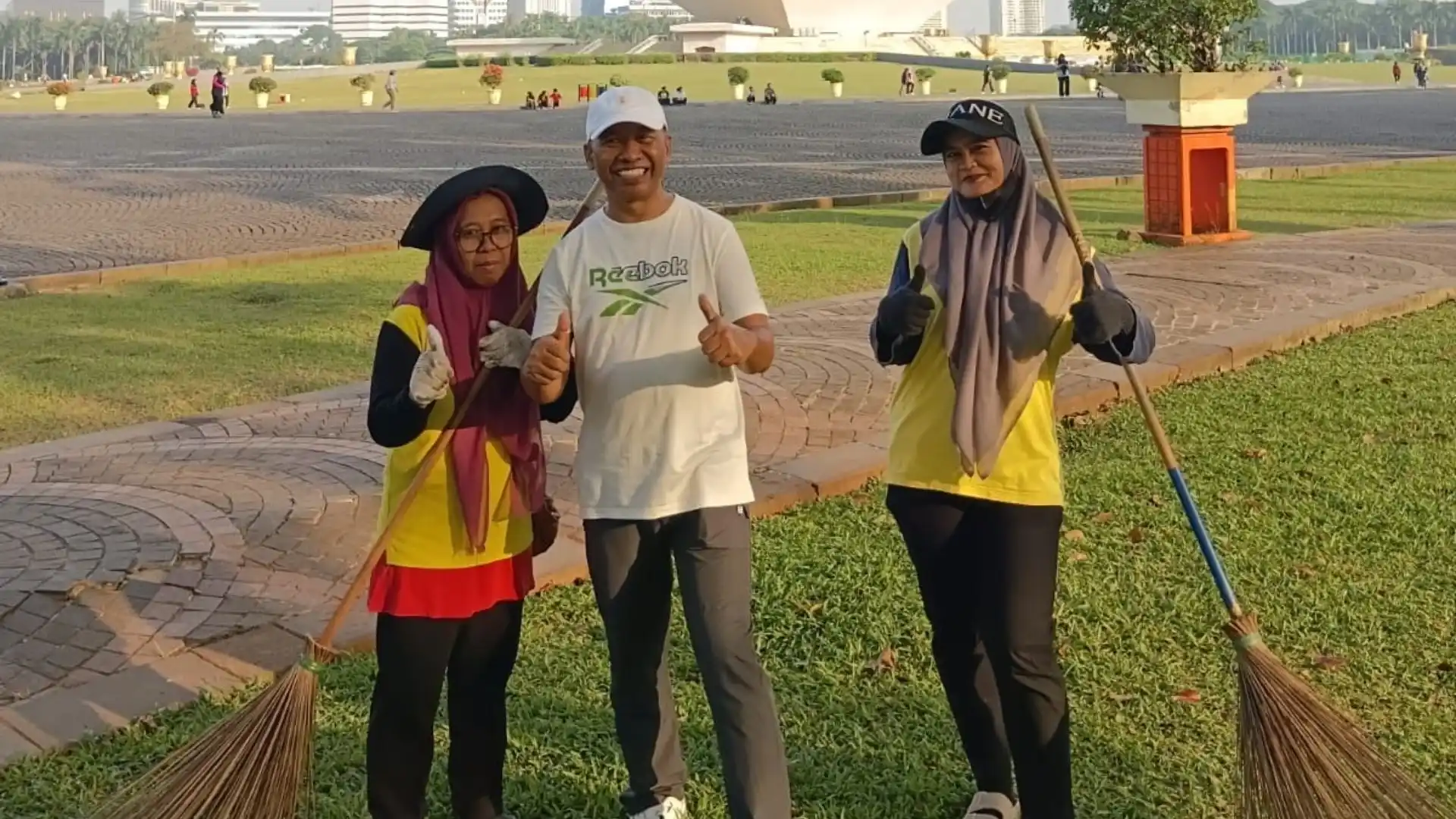 TPA Kebon Kongok Overload, 250 Ton Sampah Per Hari di Mataram Tak Terkelola Optimal — Pengamat Soroti Perilaku Warga di CFD