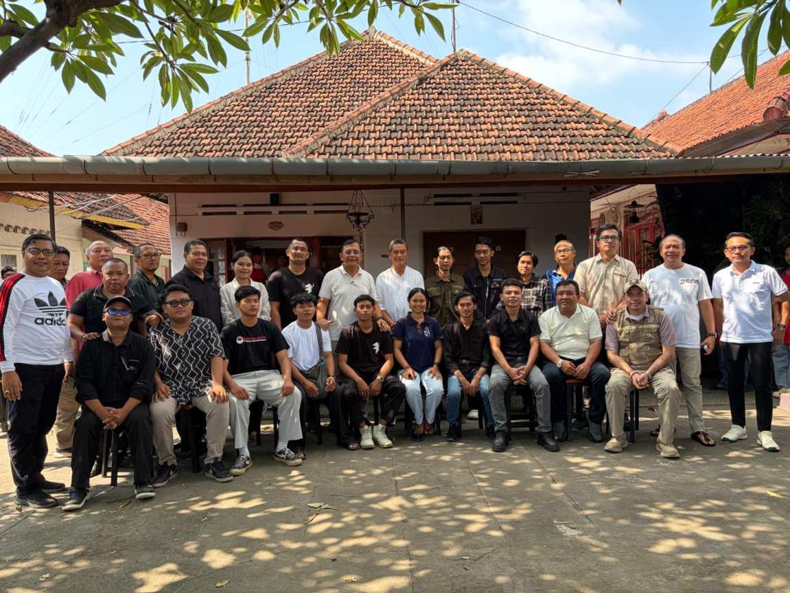 Bupati Buleleng Sutjidra Ajak Mahasiswa Duduk Bersama di Kafe, Cari Gagasan Wujudkan 