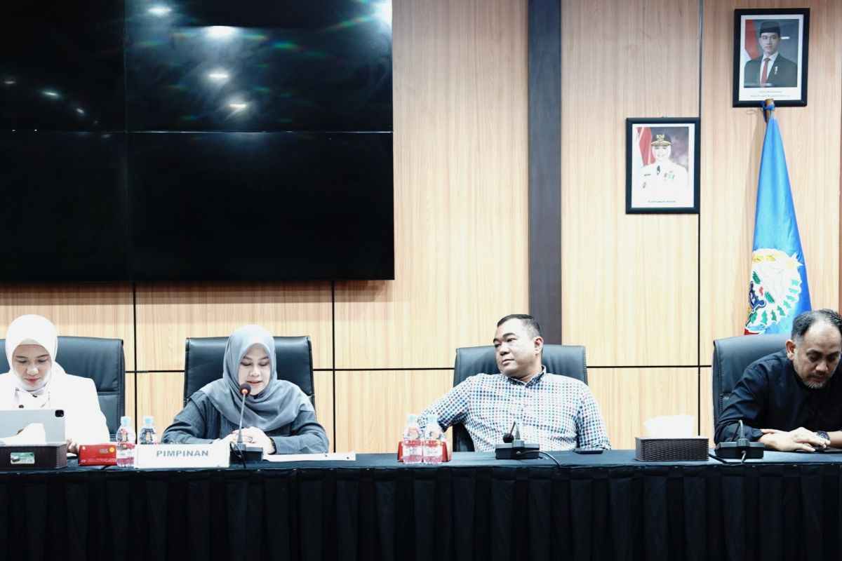 326 Kepala SMA/SMK di Sulsel Mundur Massal, DPRD Desak Disdik Hentikan Penandatanganan Surat Pengunduran Diri