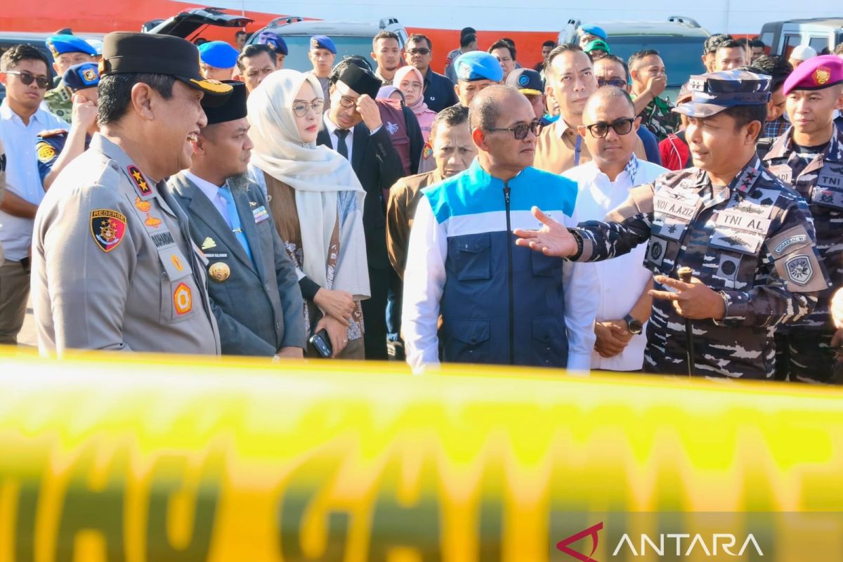 Polda Sulsel Bongkar Penyelundupan 120.000 Liter BBM Subsidi, 7 Tersangka dan 4 DPO Ditetapkan