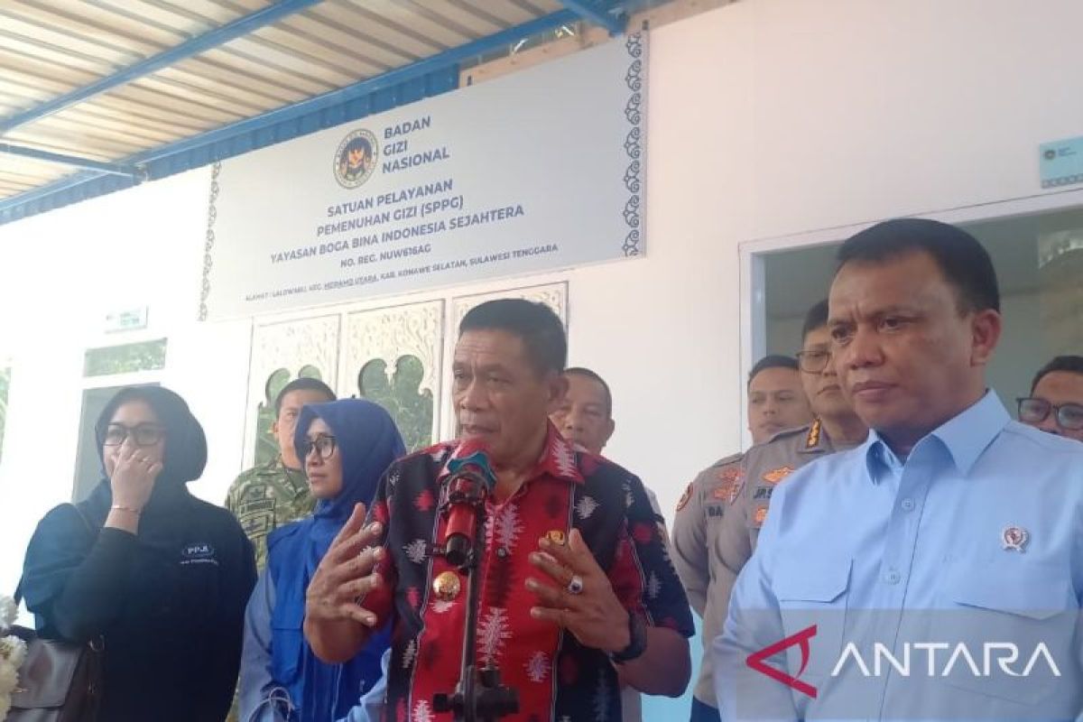 Wagub Sultra Hugua Sebut MBG Tekan Stunting jadi 26,1 Persen, Minta OPD Awasi Pangan SPPG