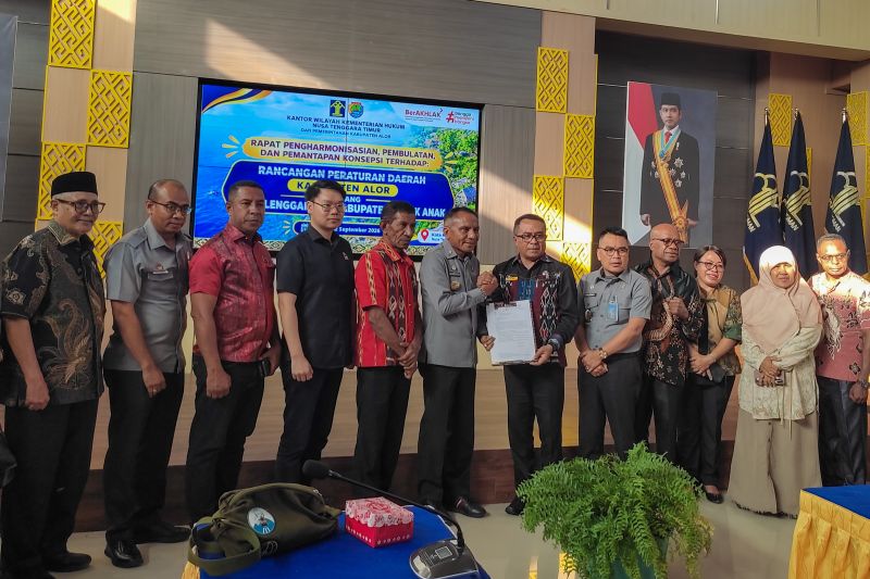 Kemenkum NTT Harmonisasi Raperda Kabupaten Layak Anak Alor, Pastikan Selaras Aturan Pusat
