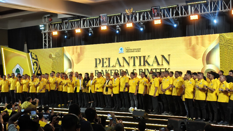 Bahlil Lahadalia Lantik Pengurus DPD Golkar Aceh 2025-2030, Banyak Wajah Baru dan Muda