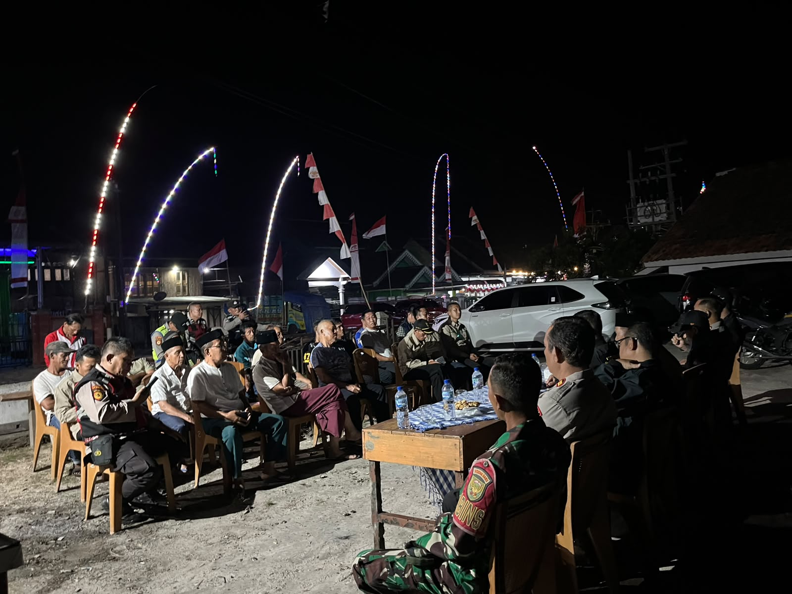 Polres OKU Selatan Hidupkan Ronda Malam Lewat Program SAROMA, Kapolres Turun Langsung ke Poskamling di Muaradua