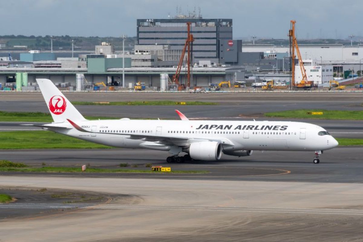 Maskapai Jepang JAL dan ANA Turunkan Biaya Tambahan BBM Tiket Internasional, Rute Amerika-Eropa Jadi Rp 5,5 Juta