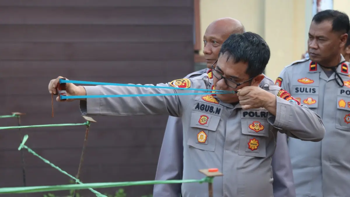 Lomba Ketapel Warnai HUT Bhayangkara ke-80 di Polres HSU, 68 Personel Unjuk Kebolehan, Brigadir Fitrian Juara