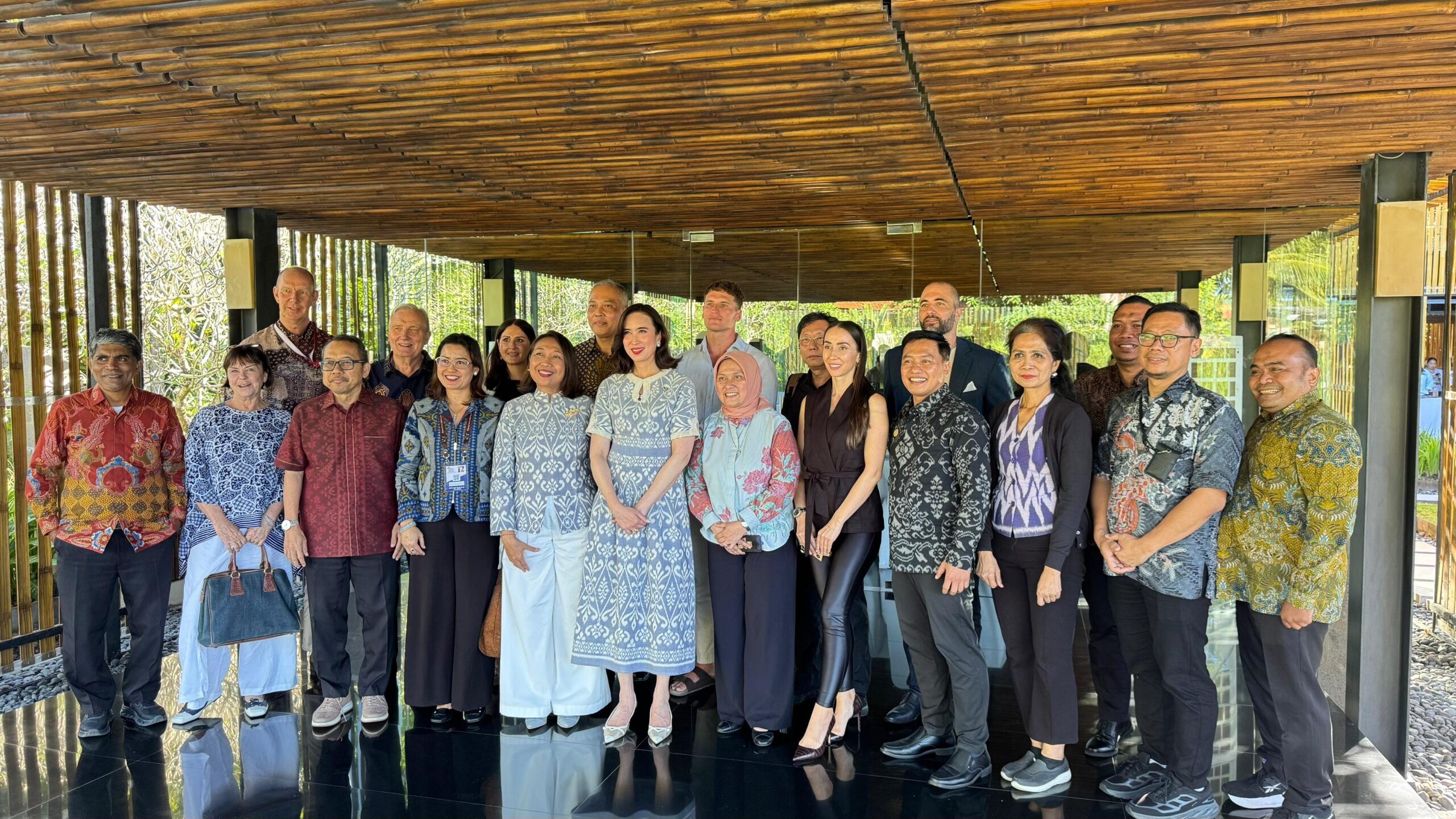 Menteri Pariwisata Widianti Wardana Pimpin Forum Investor Roundtable Bali: Alih Fungsi Lahan, Regulasi Villa, dan Blueprint Pembangunan Jadi Sorotan Utama