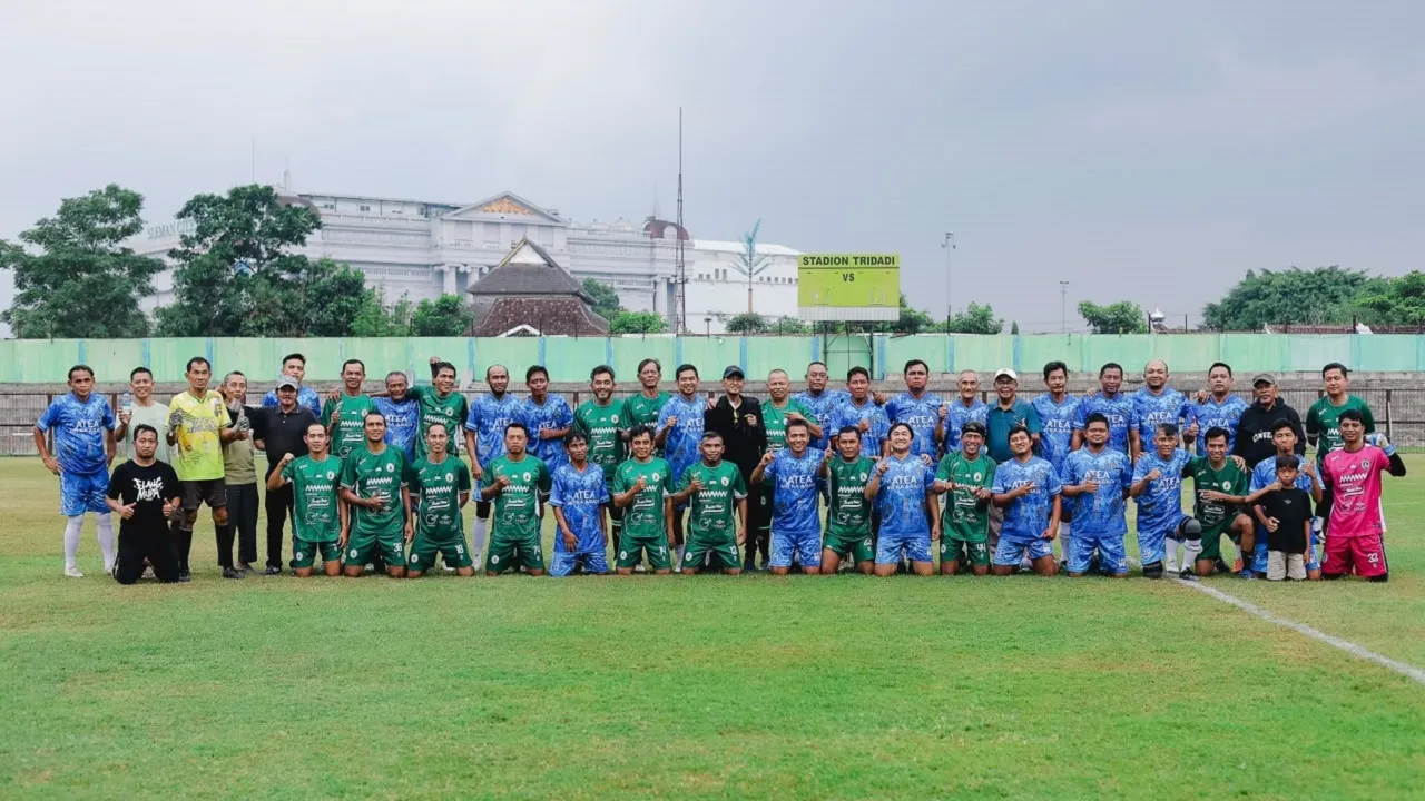 Legenda PSS Sleman dan PSIM Jogja Satukan Rivalitas di Laga Amal, Galang Dana Rp9 Juta untuk Empat Mantan Pemain Sakit