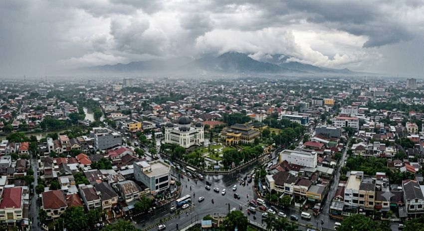 Cuaca Sumut Hari Ini: Hujan Sedang Landa Mandailing Natal dan Padangsidimpuan, Warga Diimbau Waspada Genangan