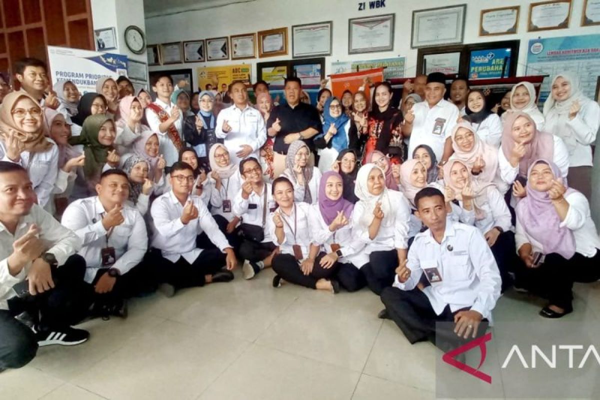 Menteri Wihaji Tinjau Kantor BKKBN Babel, Kepala Perwakilan Sebut Ada Pekerjaan Rumah soal Stunting