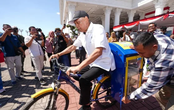 Kemensos Gandeng PT Sari Roti Berdayakan 417 KPM PKH di Klaten Jadi Penjual Roti Keliling