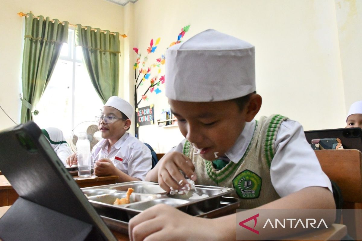 800 Dapur MBG di Sumatera Selatan Layani 2 Juta Penerima Manfaat, 10 SPPG Disuspensi Sementara