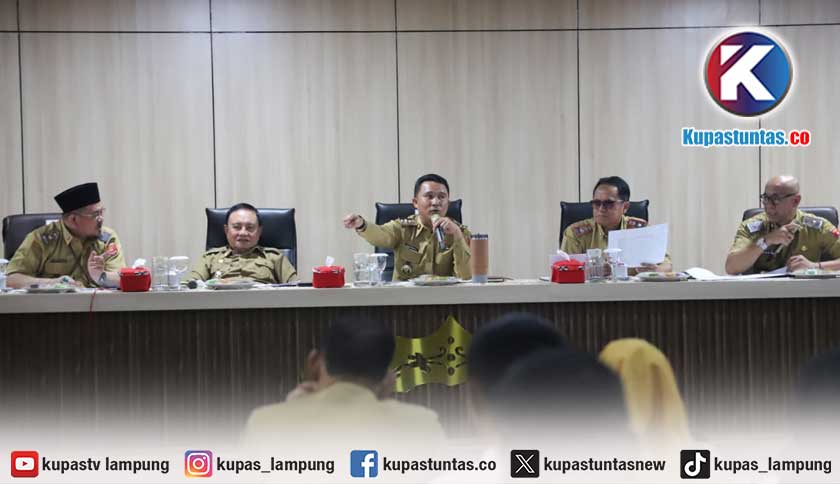 Bupati Lampung Barat Minta Warga Pasang Bendera Merah Putih Jelang HUT ke-81 RI, Soroti Partisipasi yang Masih Minim