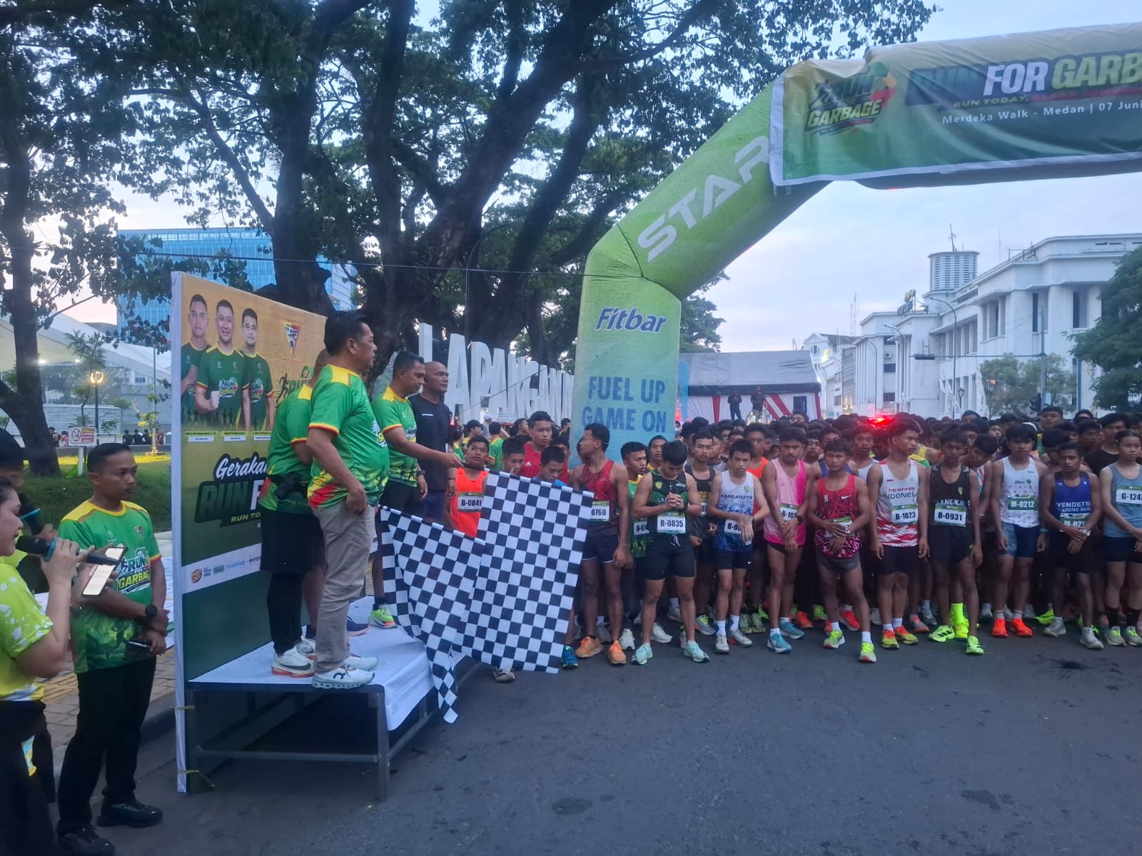 Pemko Medan Dukung Run For Garbage 2026, Ratusan Peserta Lari 5 Km Angkat Isu Lingkungan di Lapangan Merdeka