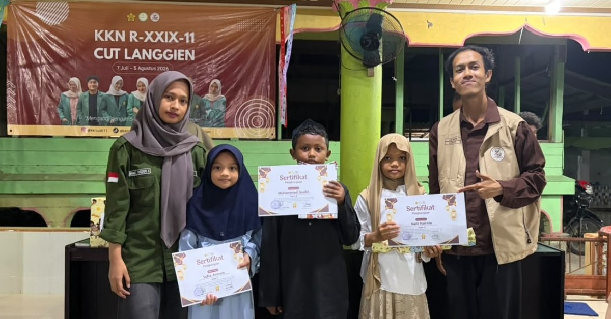 Mahasiswa KKN USK Gelar Festival Anak Sholeh di Meunasah Gampong Cut Langien, Pidie Jaya, Puluhan Peserta Antusias