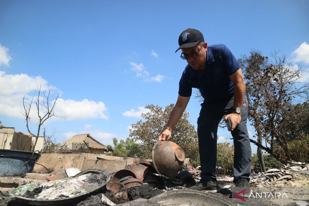 Kebakaran Kampung Adat Sade di Lombok Tengah: 3 Langkah Darurat Dinas Kebudayaan NTB Selamatkan Warisan Tenun
