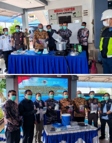 1 Kg Sabu dan Ratusan Ekstasi Asal Malaysia Dimusnahkan Lanal Karimun dengan Cara Diblender dan Direbus